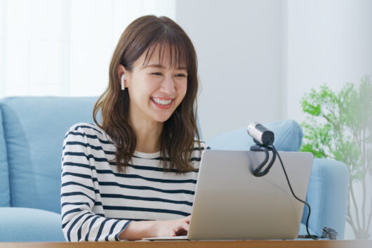 webカメラ・女性